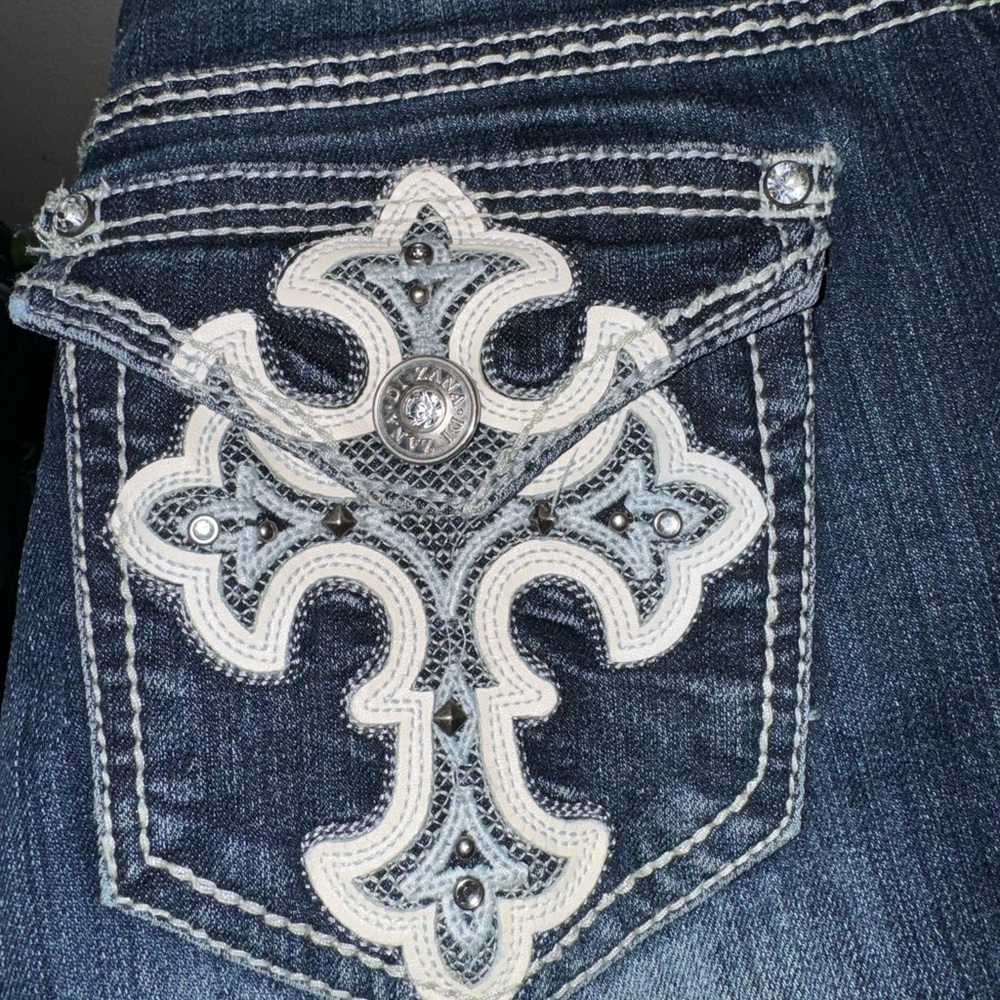 Jeans with embroidery size 16
